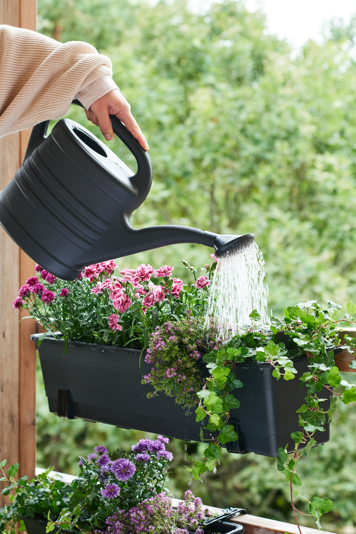 Kastelukannusuutin Orthex Splash 10l musta