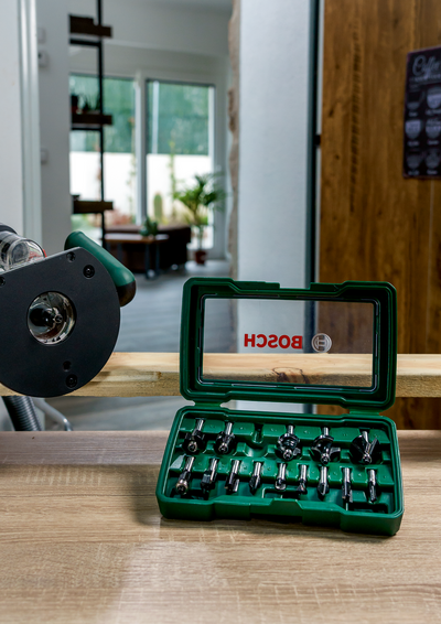 FRÄSSTÅLSET BOSCH HM 8MM SKAF 15DELA