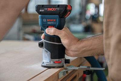 KANTFRÄS BOSCH GKF L-BOXX 136 18V-8