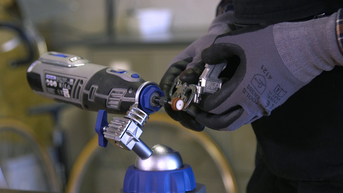 UNIVERSALSKRUVSTÄD BOSCH MULTI-VISE 2500