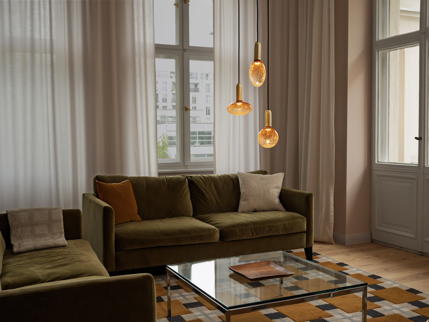 LED-sisustuslamppu OSRAM Decor Cracked Glass Round 3,5W 2700K E27 oranssi