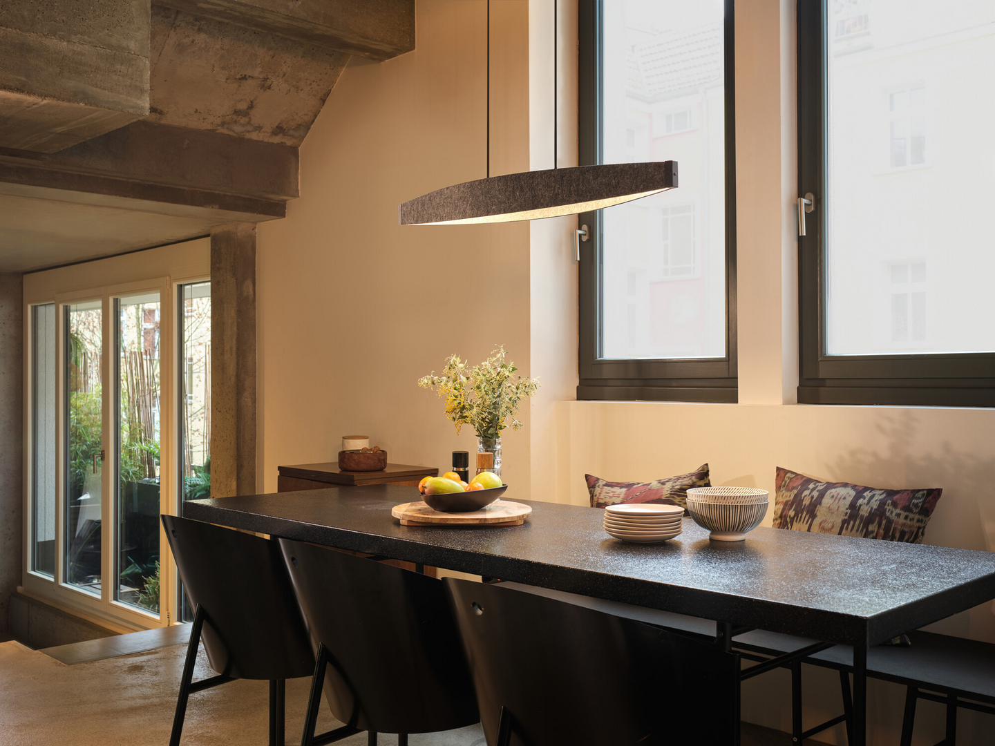 LED-riippuvalaisin OSRAM Decor Flat Felt 23W 3000K 800lm tumman harmaa