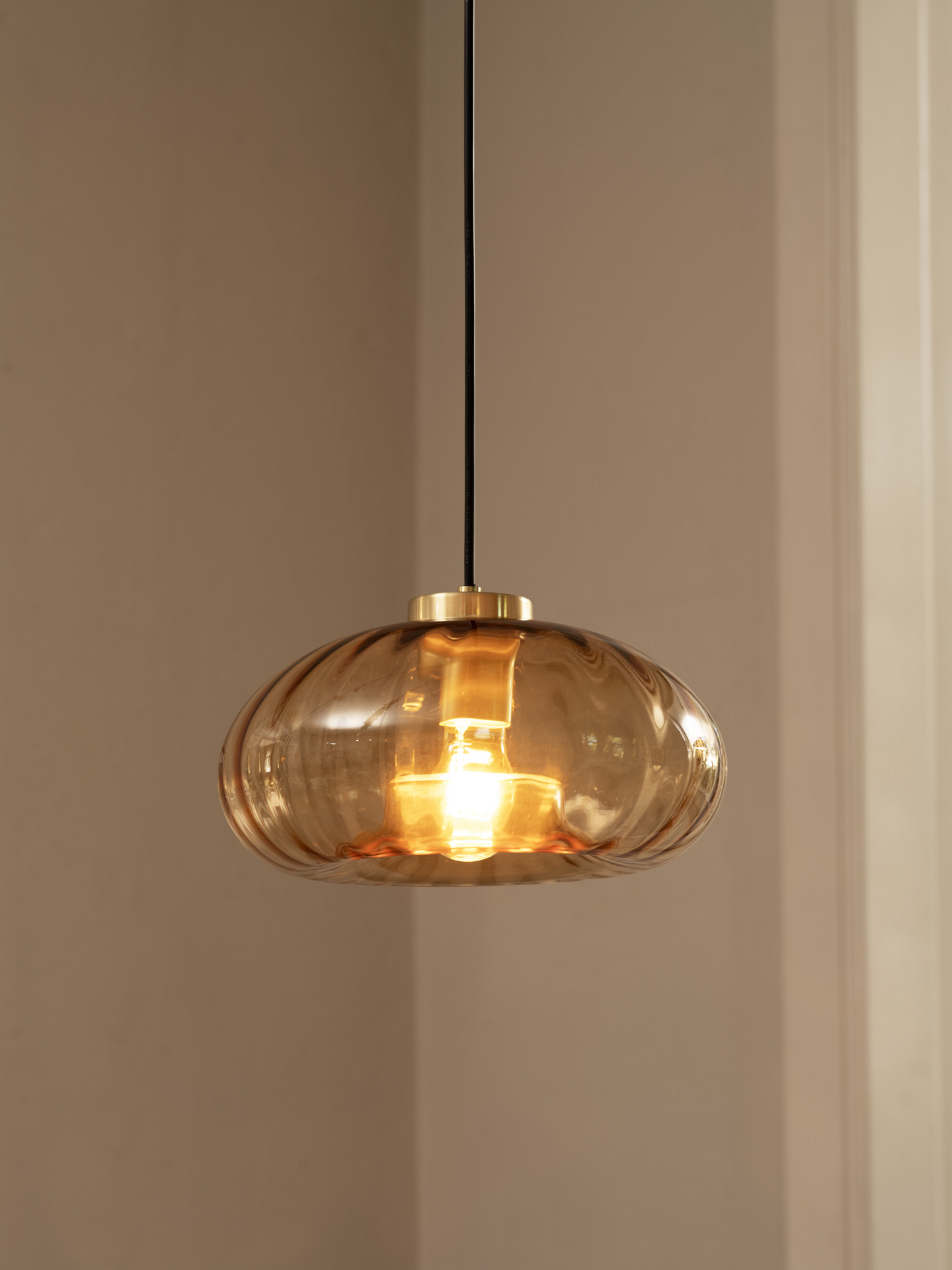 LED-riippuvalaisin OSRAM Decor Gold Glass E27 kulta