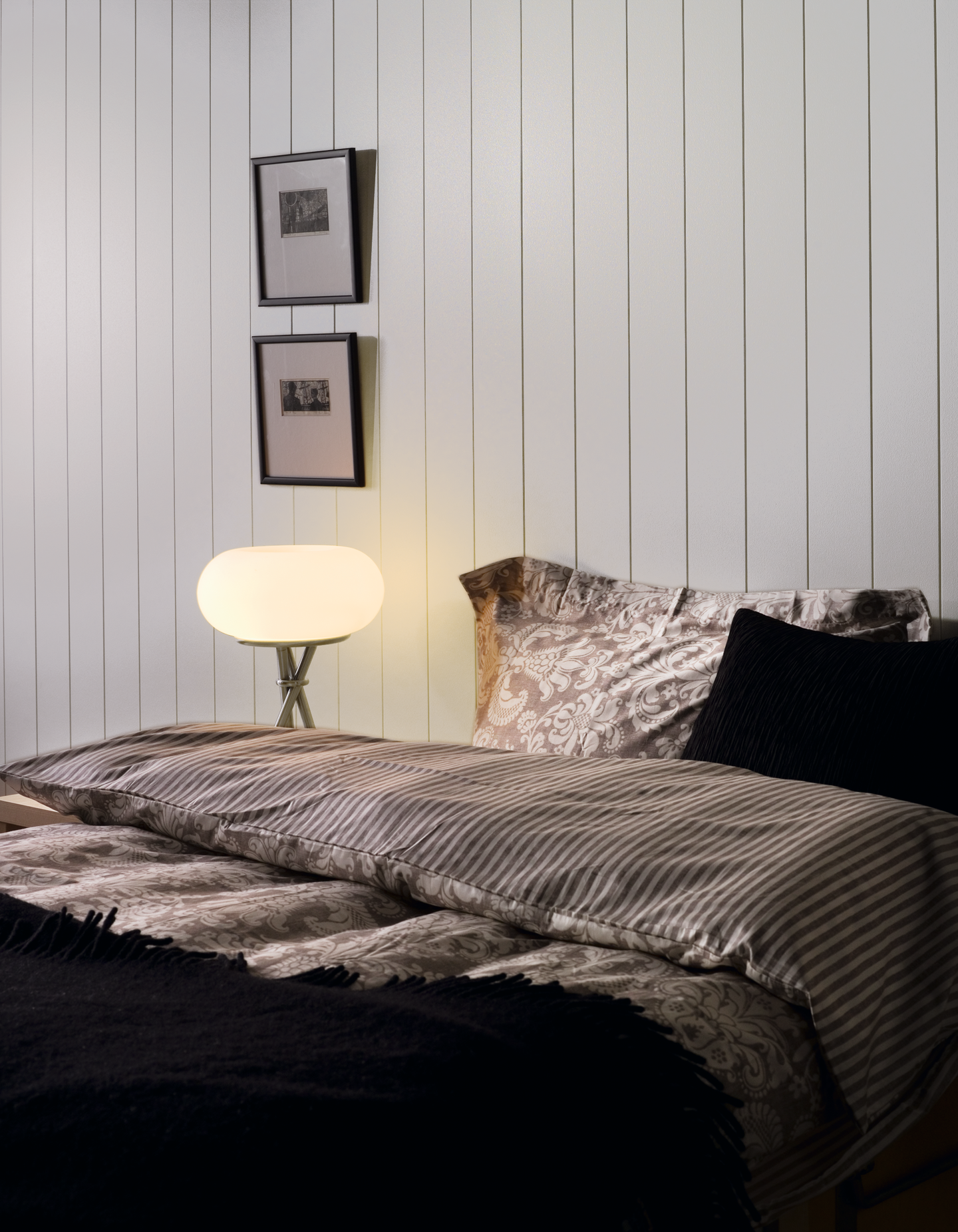 HUNTONIT TREFIB PANELB V-FAS HV 142