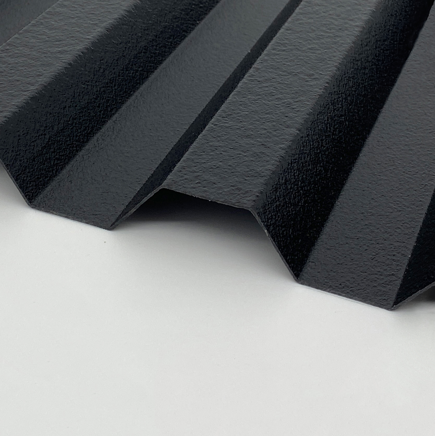 PLASTTAK KORRUGERAD GOP RENEW 76/18 SVART 2500X1040MM