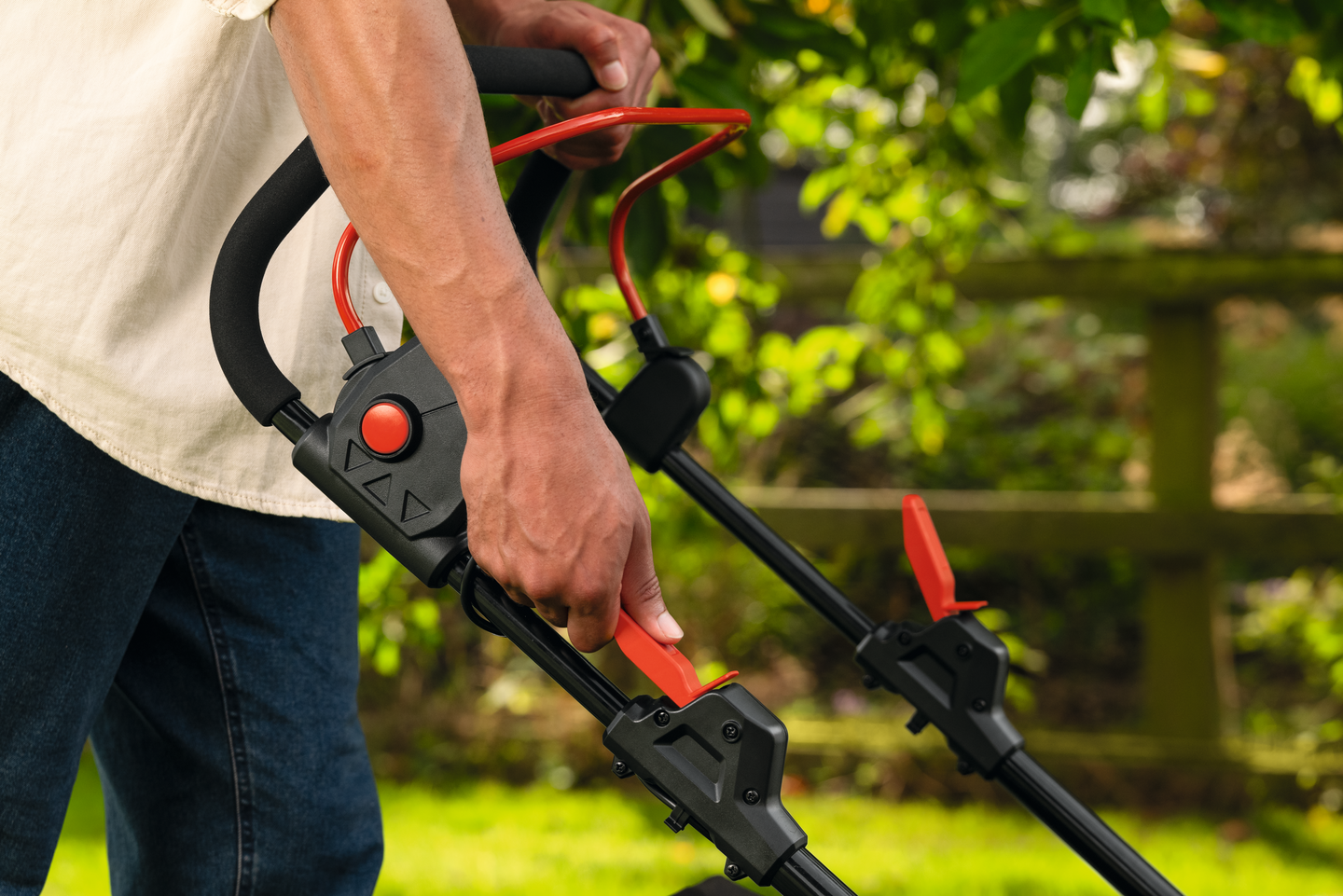 Akkuruohonleikkuri Bosch Rotak 18V2-43 Solo