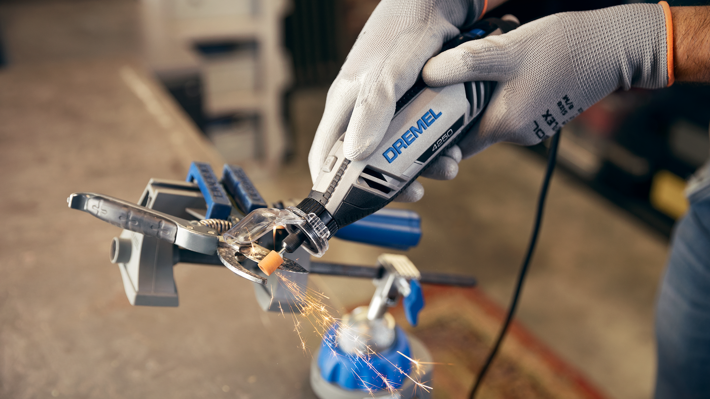 Monitoimityökalu Dremel 4250-6/128 Platinum+