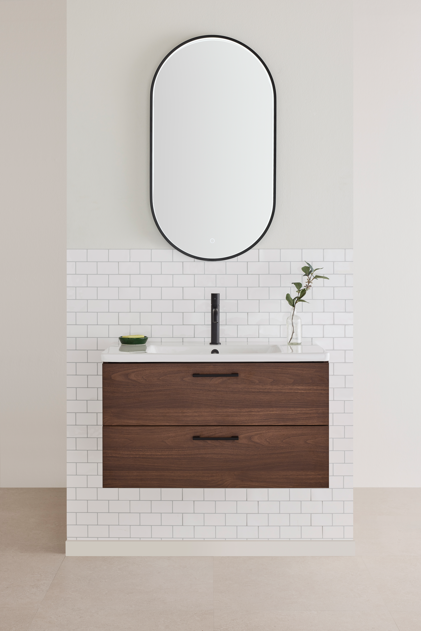 TVÄTTSTÄLLSSKÅP NORO NEO VALNÖT M, TVÄTTSTÄLL 800