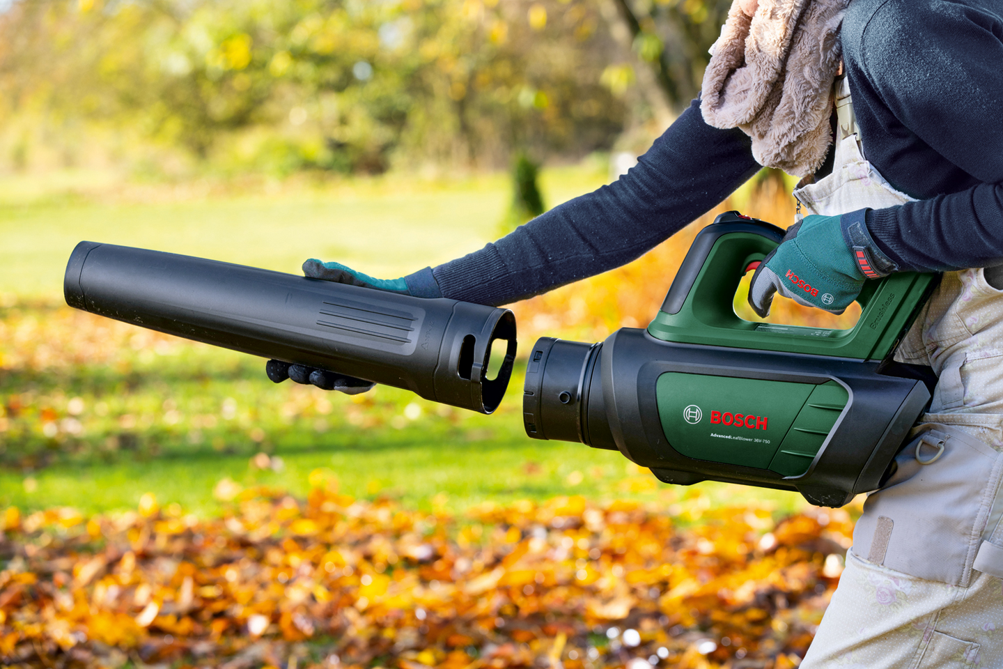 Akkulehtipuhallin Bosch AdvancedLeafBlower 36V-750 1x2,0Ah + laturi