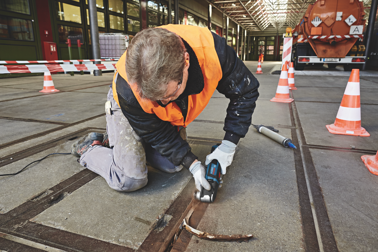 MULTIVERKTYG BOSCH GOP 55-36 STARLOCK MAX 16AC