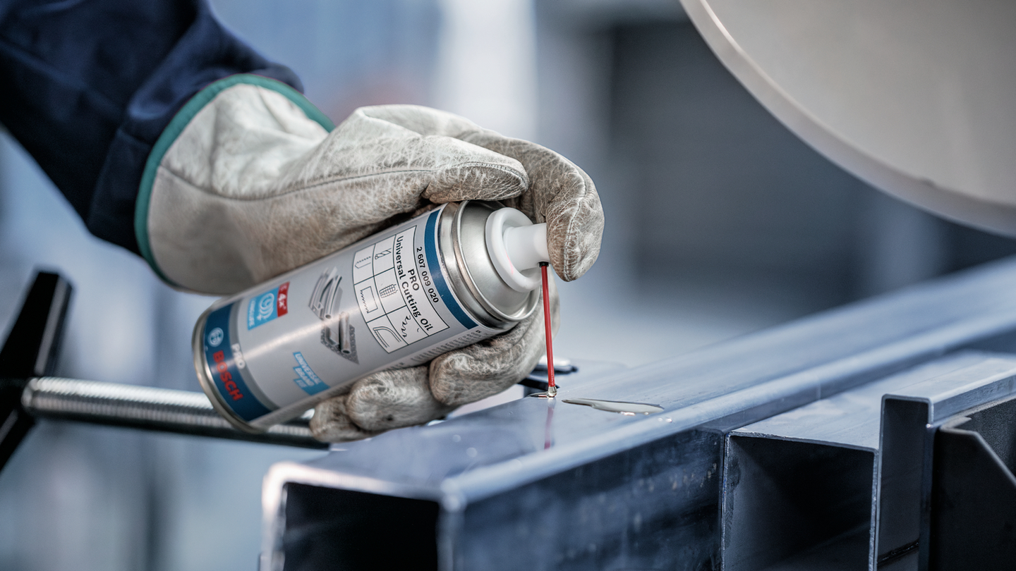 SKÄROLJA BOSCH SPRAY PRO 250ML