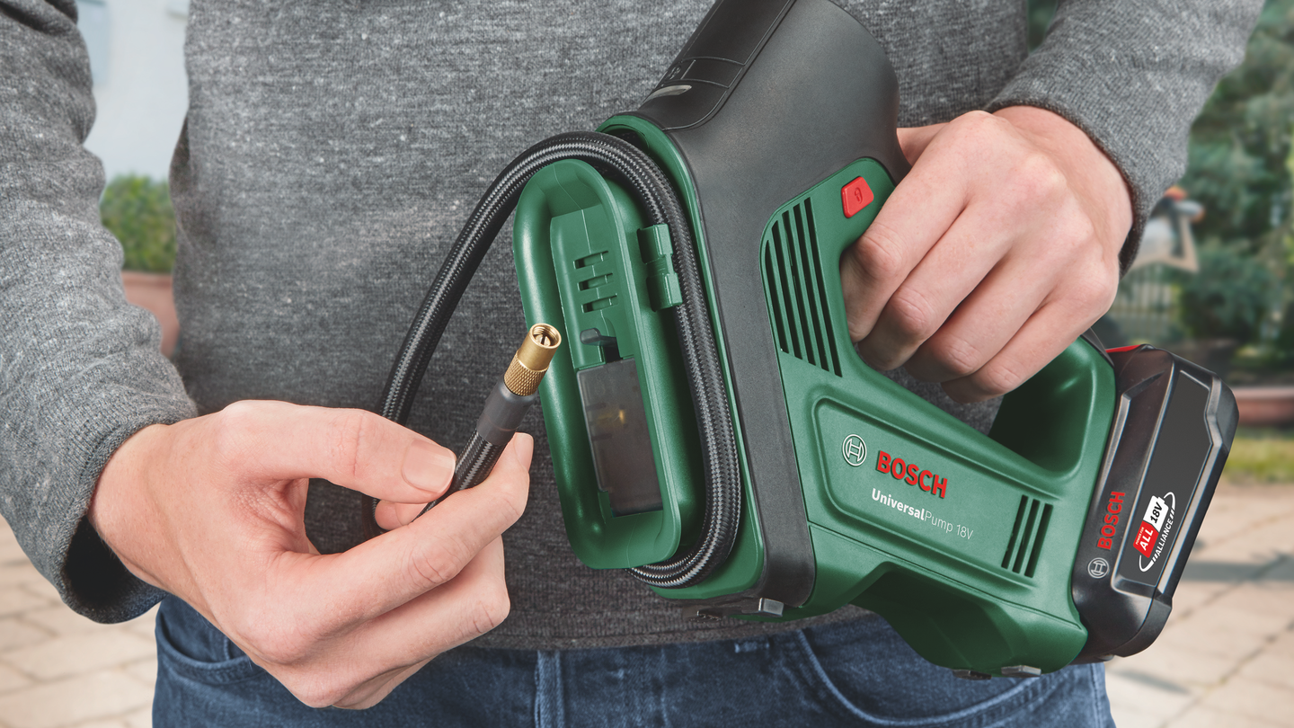 PUMP BOSCH UNIVERSALPUMP SOLO 18V