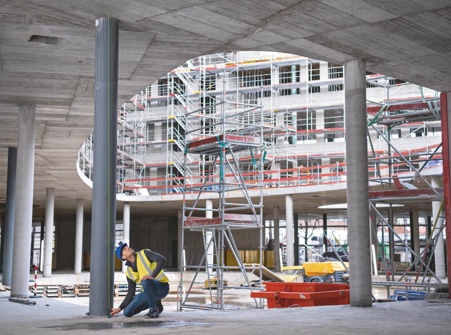 LASERAVSTÅNDSMÄTARE BOSCH GLM 50-27 CG LI-ION