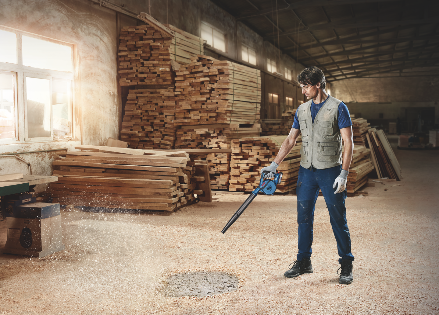 BLÅSARE BOSCH GBL 18V-120 SOLO