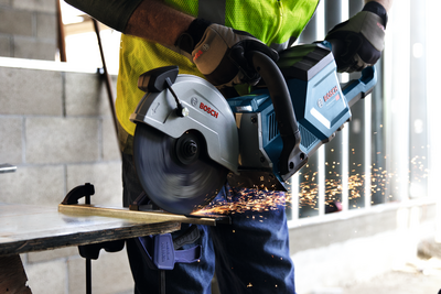 Akkukatkaisusaha Bosch GCS 18V-230 Solo