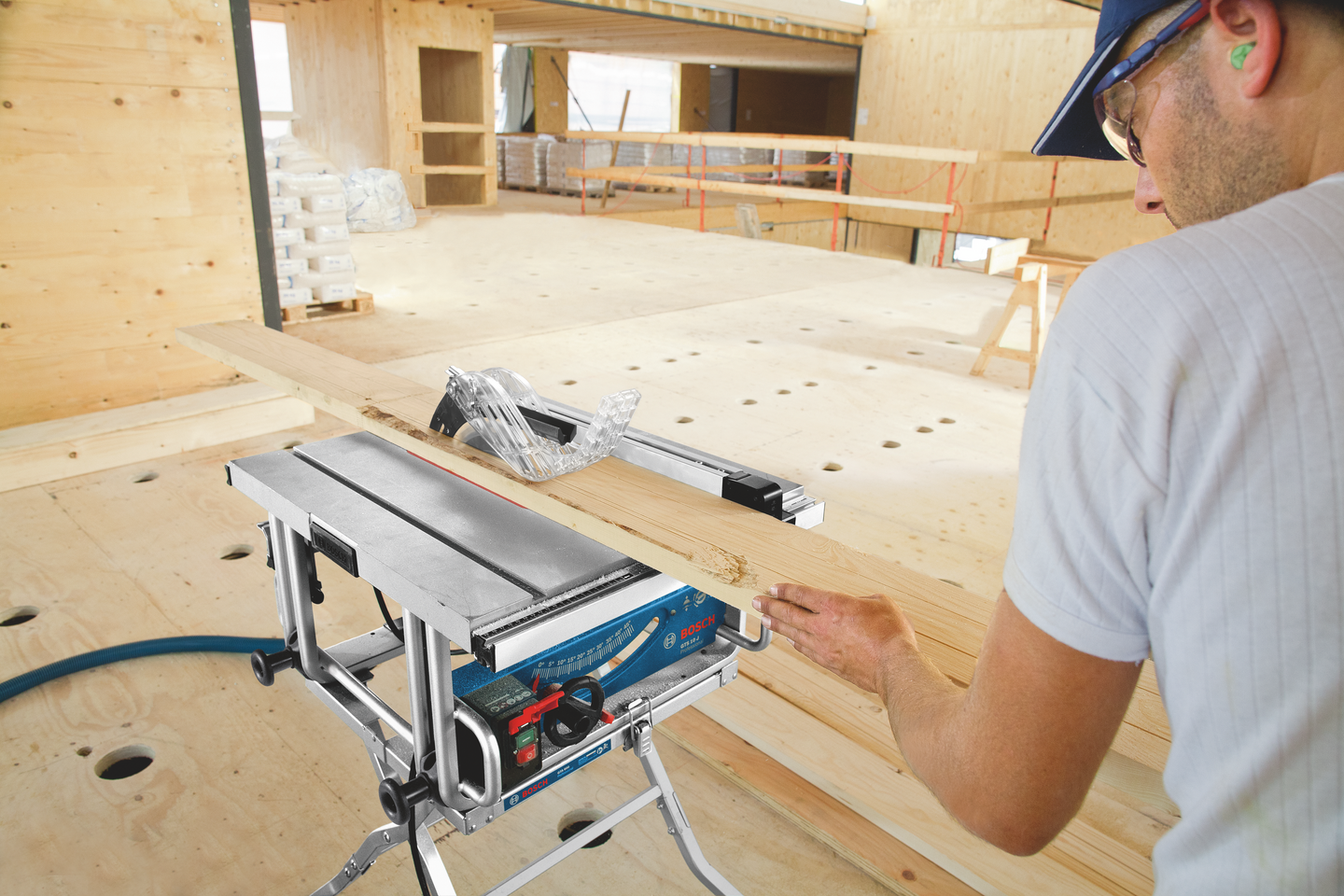 BORDCIRKELSÅG BOSCH GTS 10 J