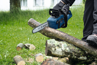 Akkuketjusaha Bosch PRO GKE 18V-30 Solo