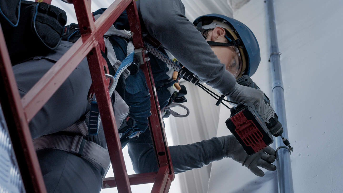 SÄKERHETSLINA BOSCH 1 KARBINHAKE PRO, 6KG