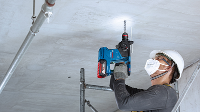 BORRHAMMARE BOSCH GBH 18V-24 C SOLO L-BOXX