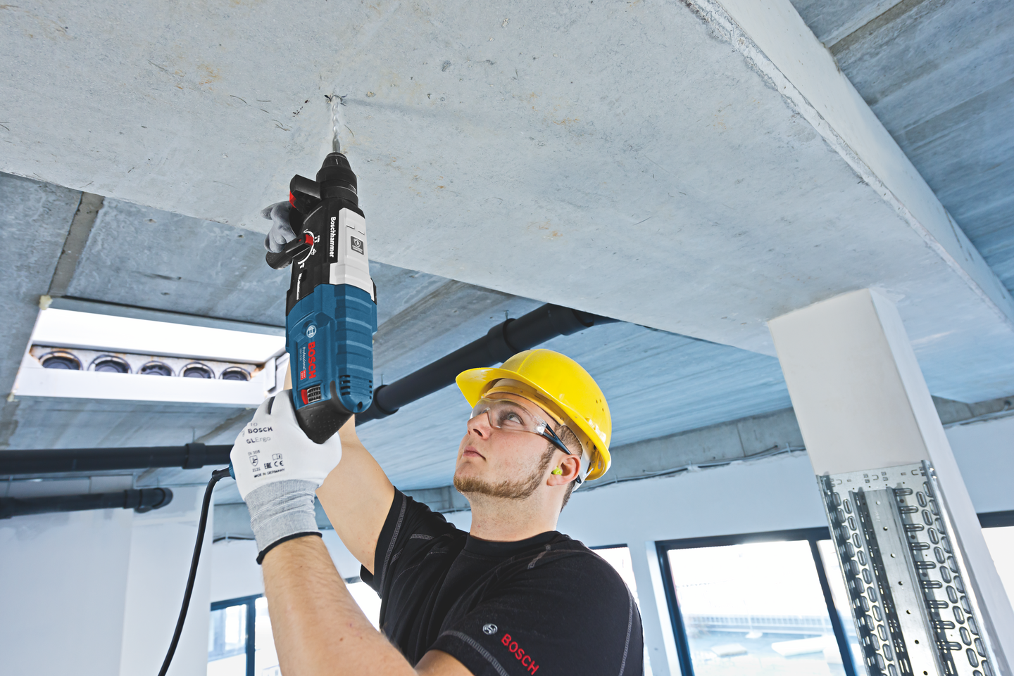 BORRHAMMARE BOSCH GBH 2-28 L-CASE