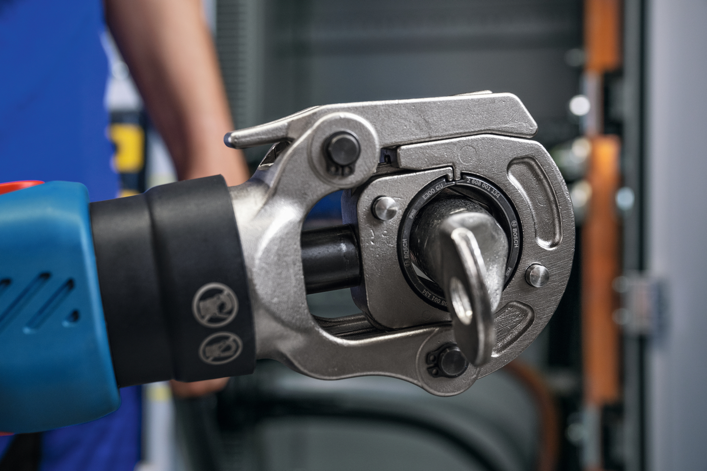 PRESSBACKAR BOSCH E6 CU