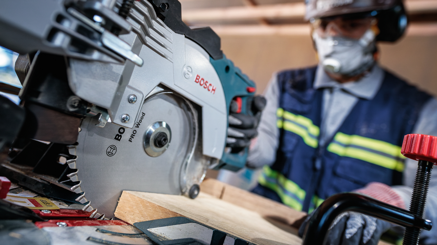 CIRKELSÅGKLINGA BOSCH PLUS10 TRÄ 254X2X30MM 40T