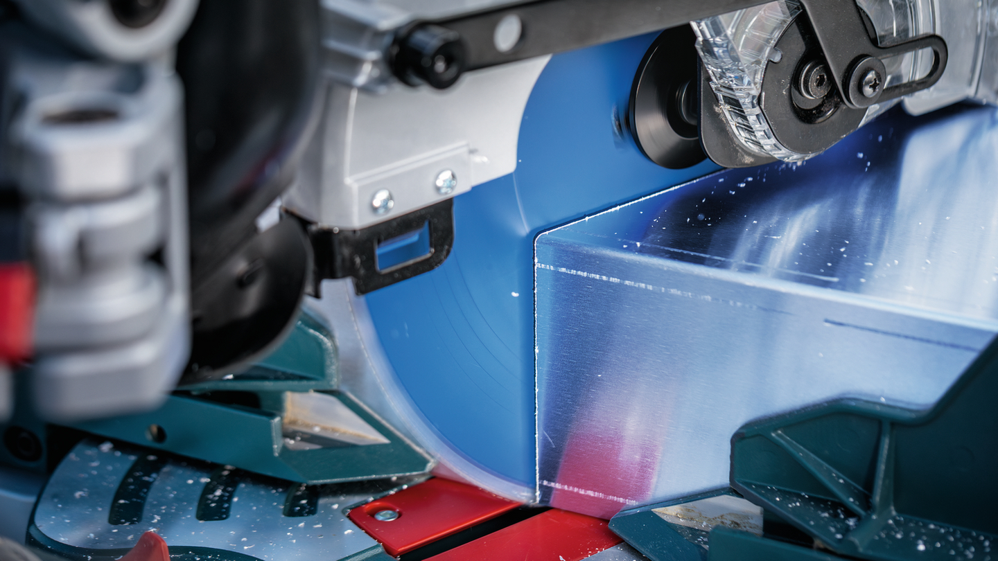 CIRKELSÅGKLINGA BOSCH EXP ALU 216X30X2,6MM 64T