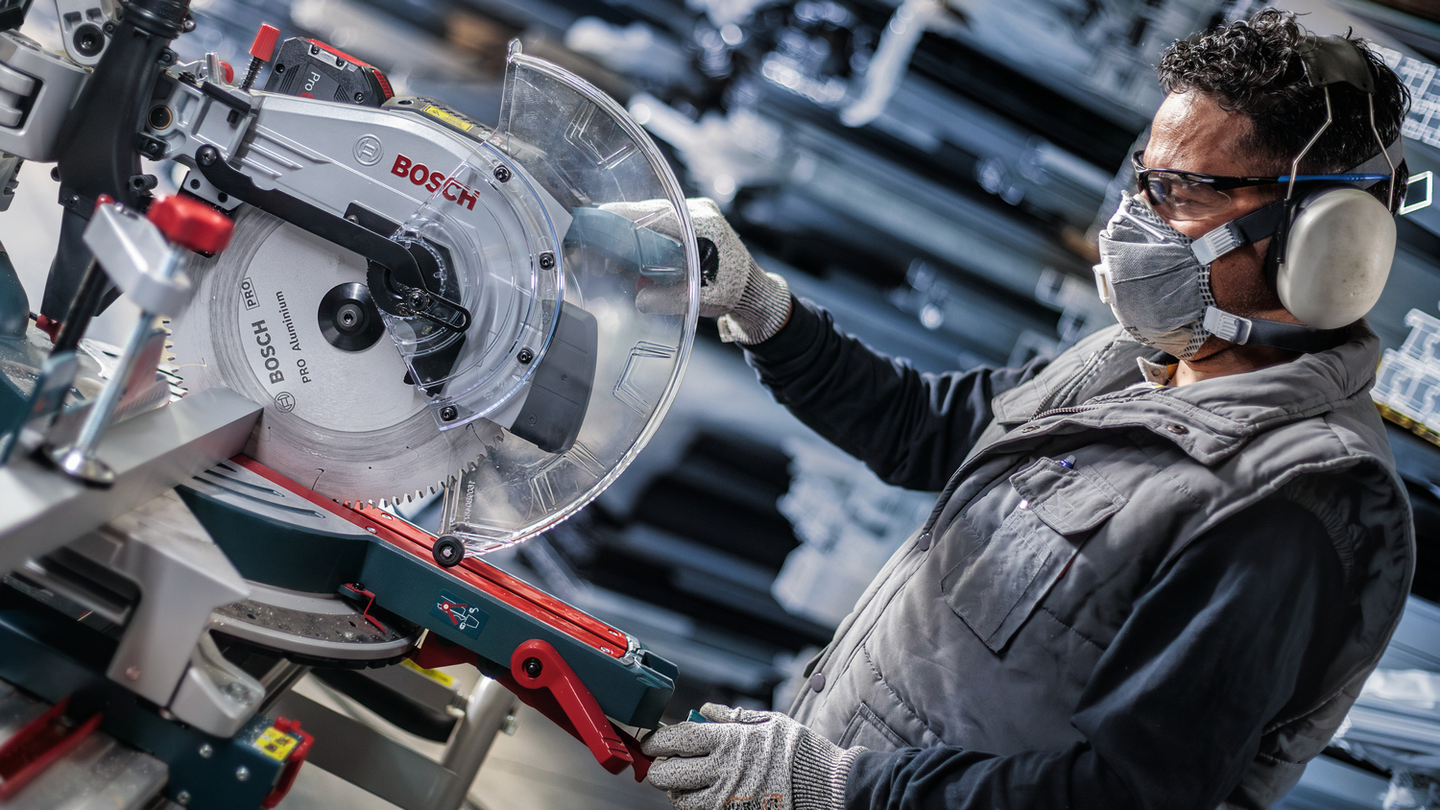 CIRKELSÅGKLINGA BOSCH ACCU ST ALU B 216X30MM 64T