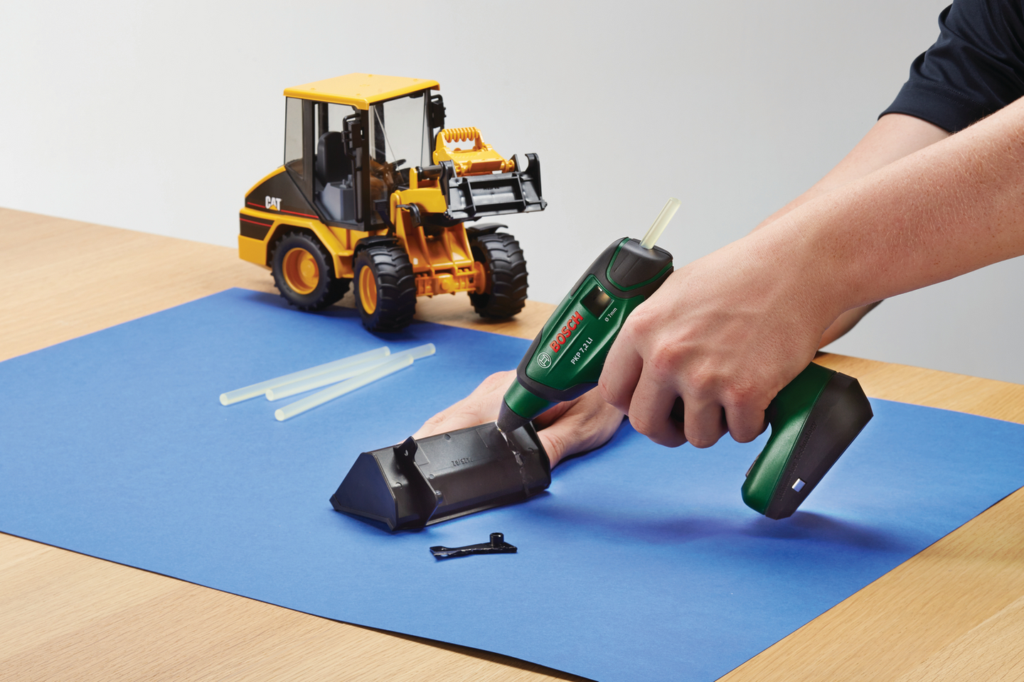 Liimapuikko Bosch pkp 7mm 10 kpl muoville