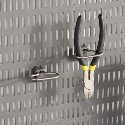Pihtikoukku säilytystauluun Elfa Garage+ mattegrey 4700110