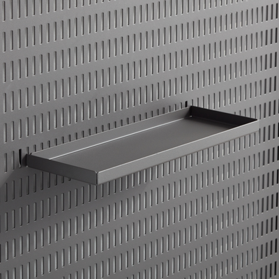 Reunallinen metallihylly säilytystauluun Elfa Garage+ mattegrey 4700118