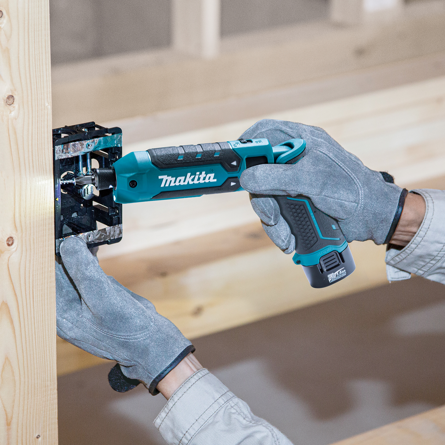 Iskevä sauvaväännin Makita TD023DSJ 7,2V