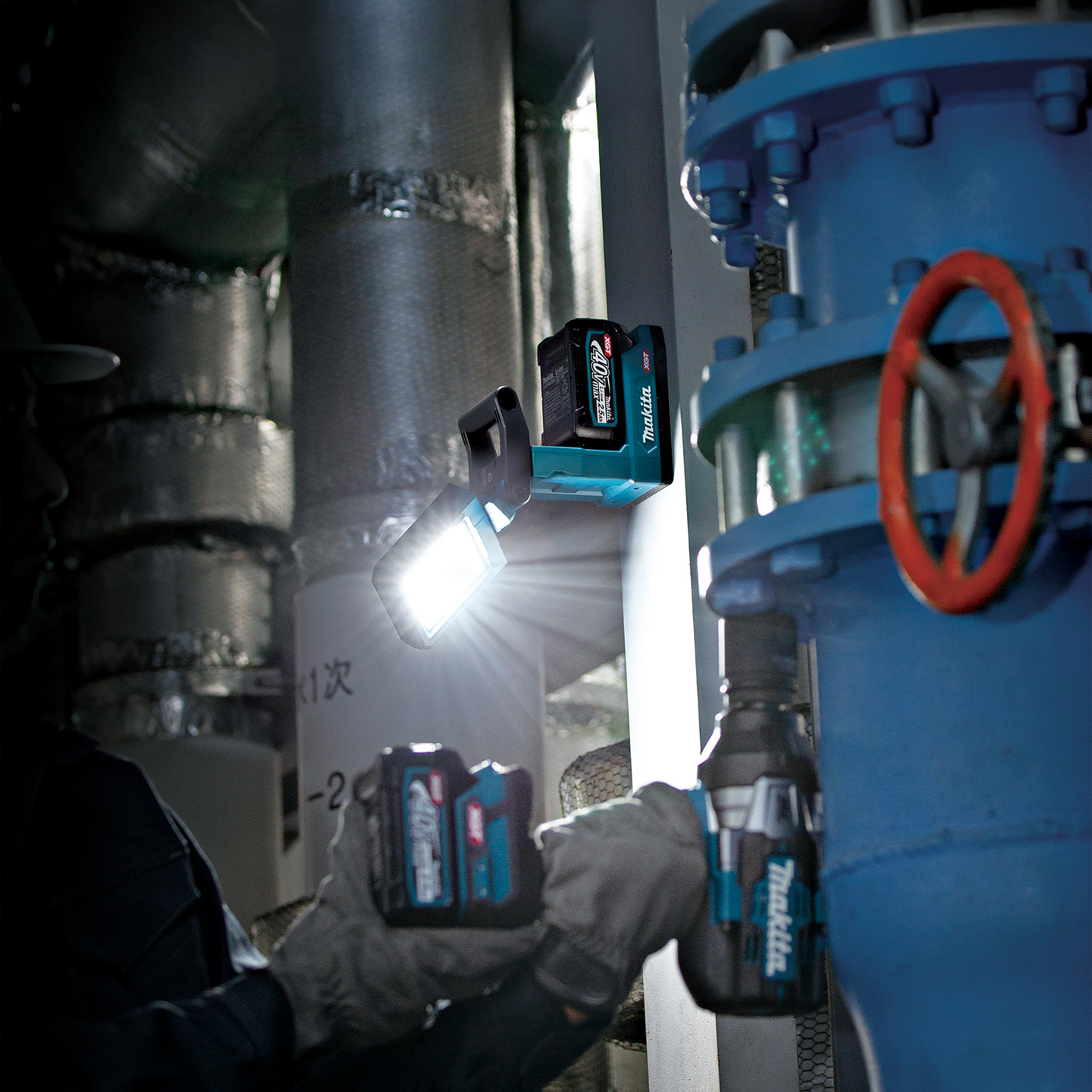Led-valaisin Makita ML013G 40V XGT magneetilla
