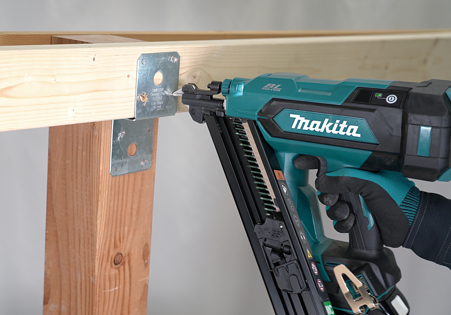 Ankkurinaulain Makita DBN640ZK 18V LXT 38-64 mm runko