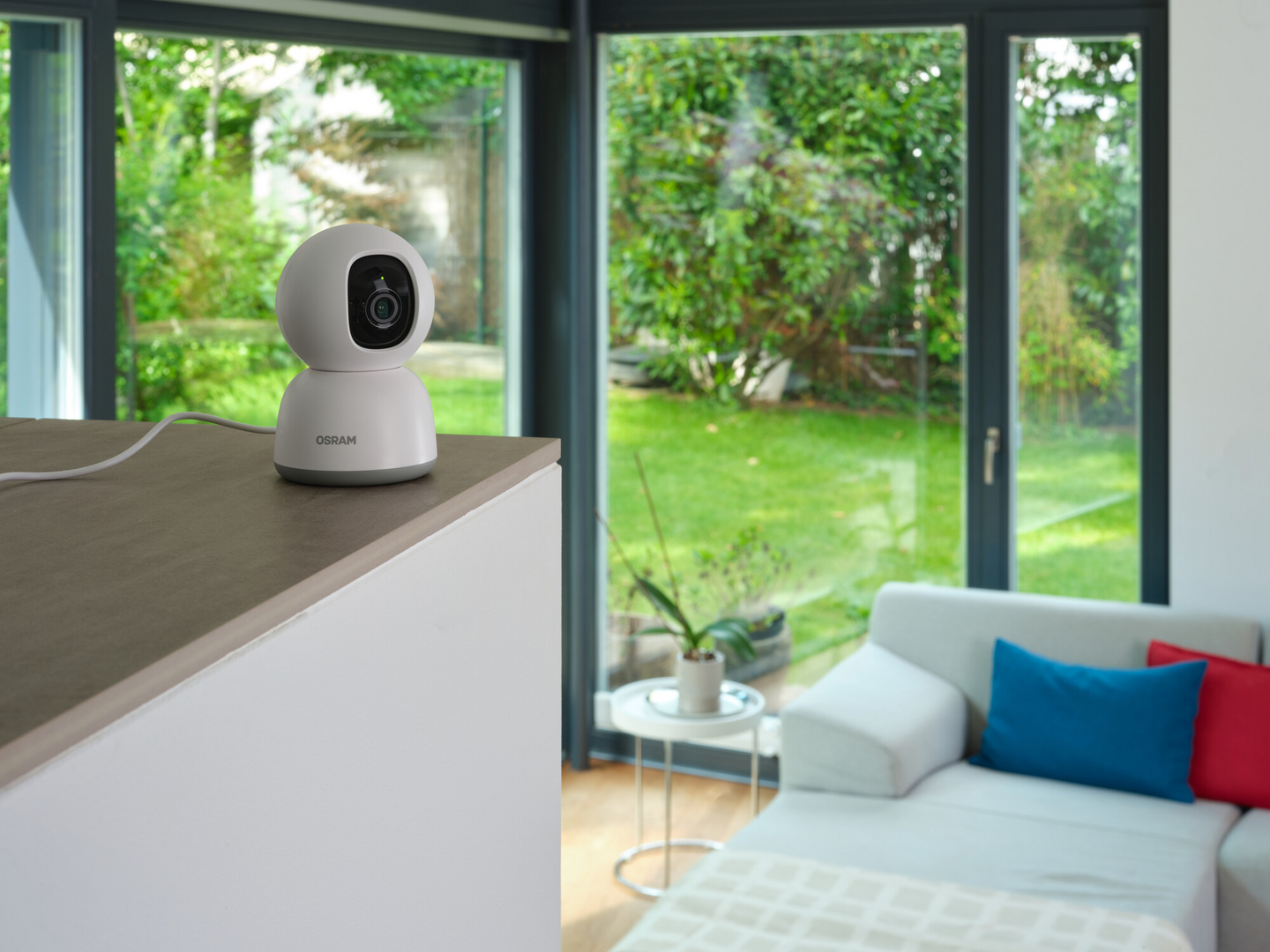 Älykamera OSRAM SMART+ WiFi Camera 360D valkoinen sisäkäyttöön