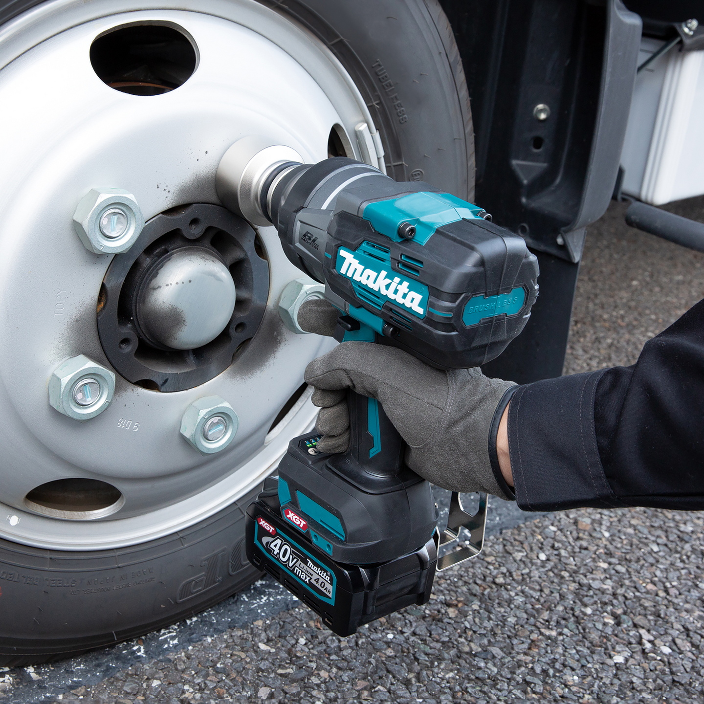 Akkumutterinväännin Makita TW001GU201 40V XGT 2x4,0Ah