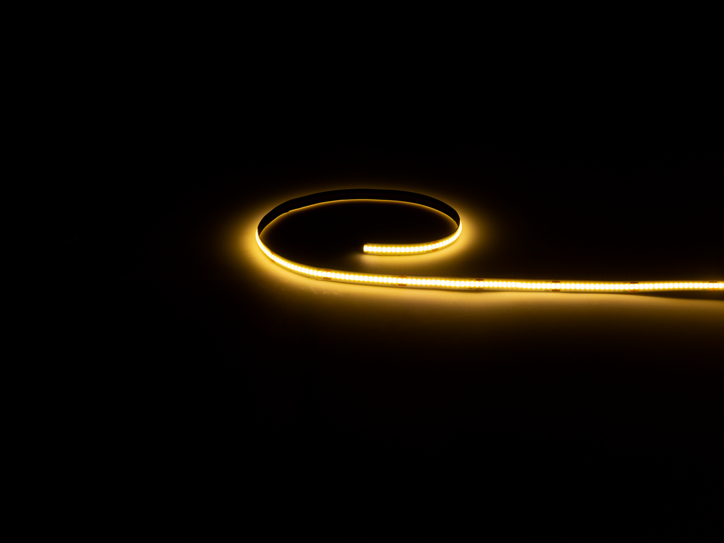 Led-nauha EGLO Cob Stripe led 33W 5m valkoinen +kaukosäädin