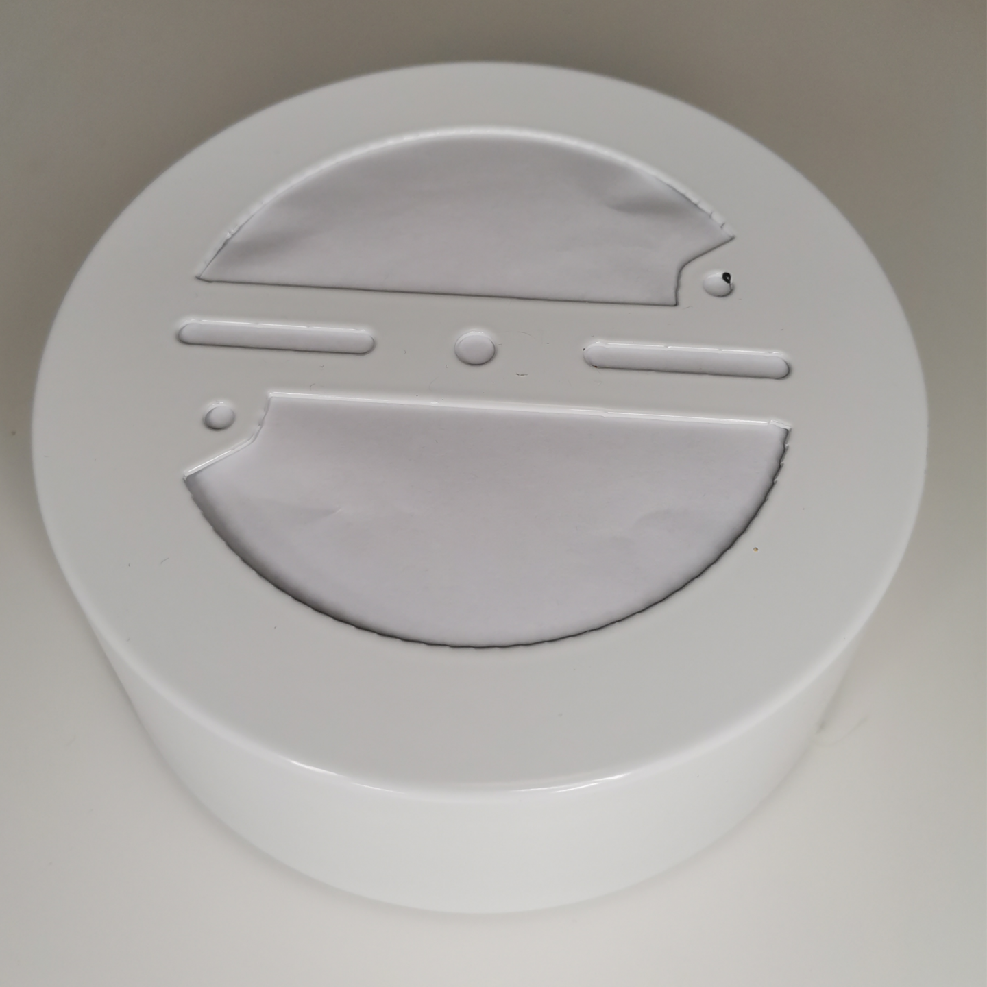 Valaisinasennusadapteri STEELYDESIGN valkoinen