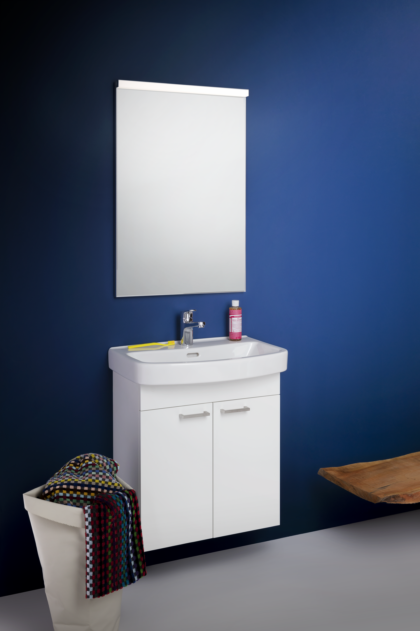 Pesuallas LAUFEN Kompas 560