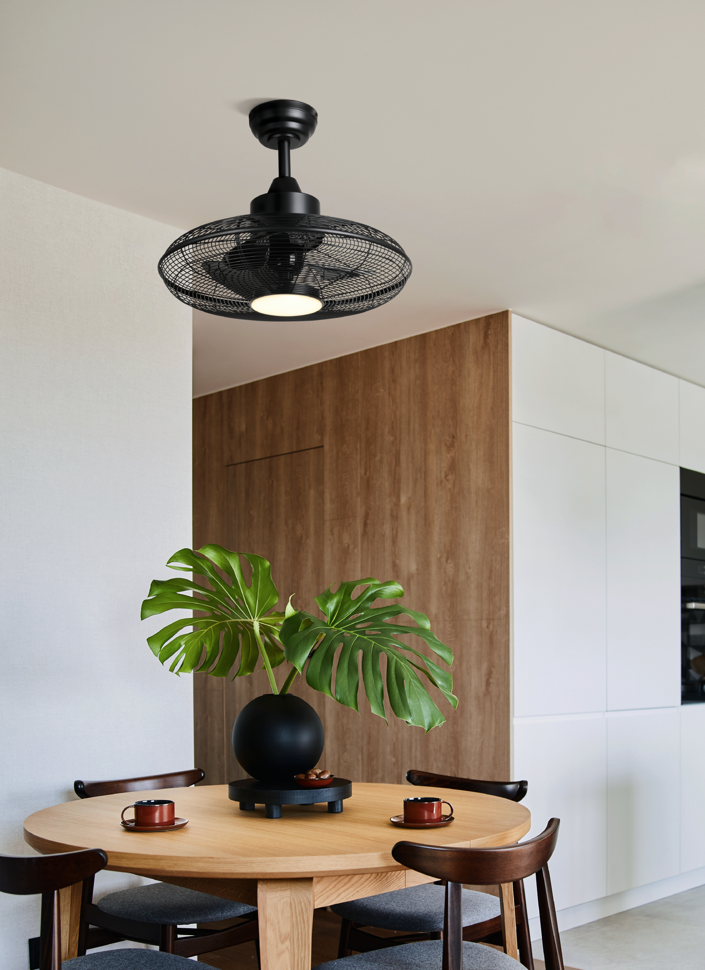 Tuuletinvalaisin EGLO Igeldo musta 15W led, IP20