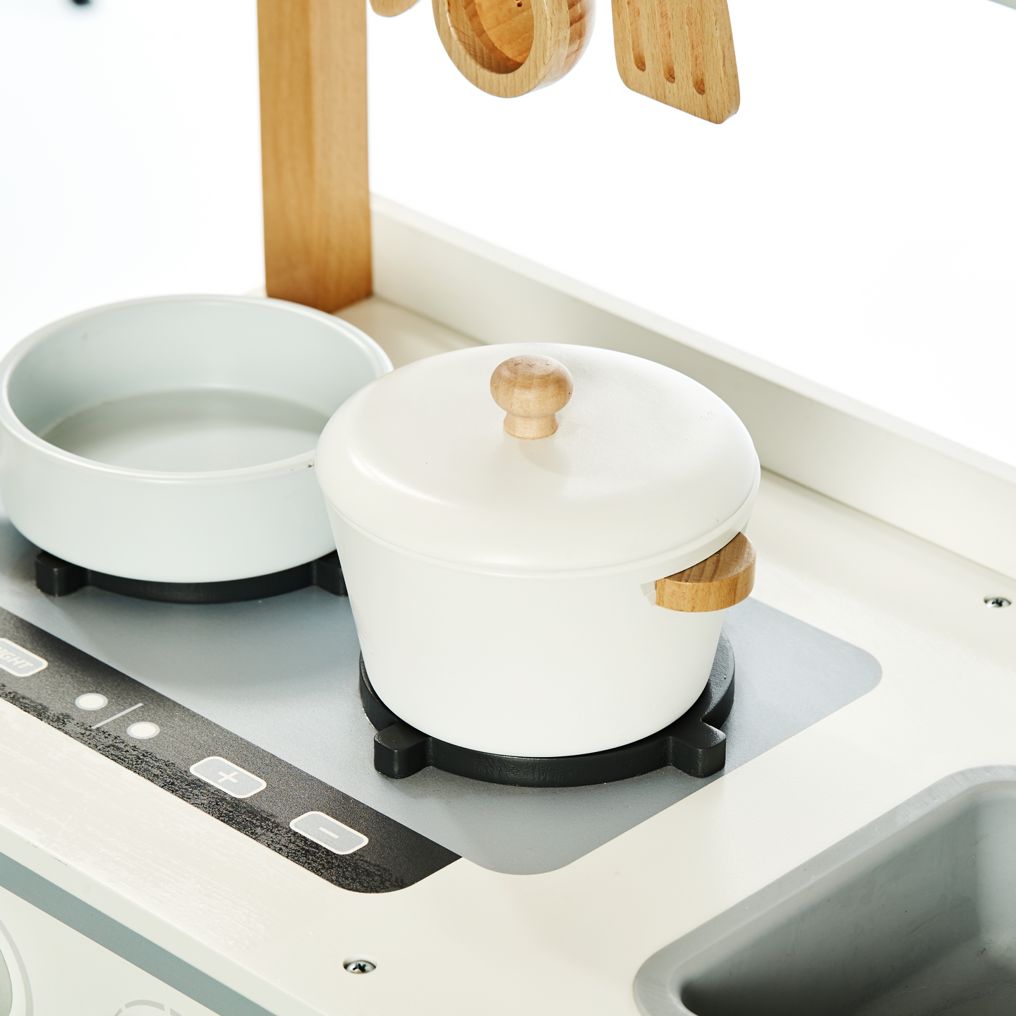 Leikkikeittiö ja varusteet