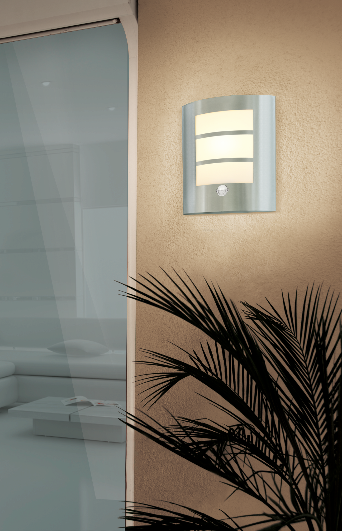 Tunnistinvalaisin EGLO City liiketunnistimella ruostumat teräs E27 maks 60W IP44