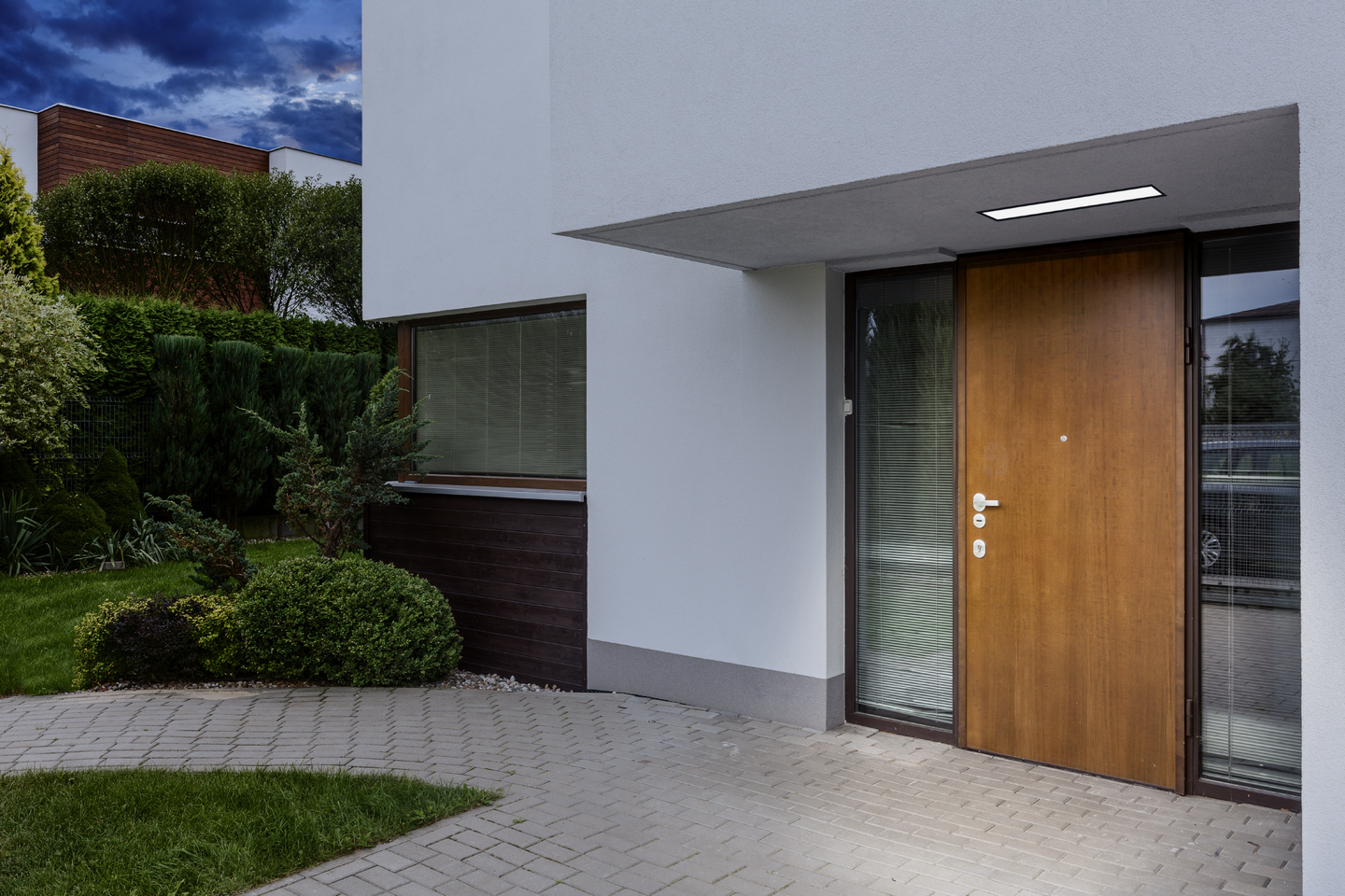 Ulkokattovalaisin EGLO Salitta upotettava 60cm musta/valkoinen 14W led IP65