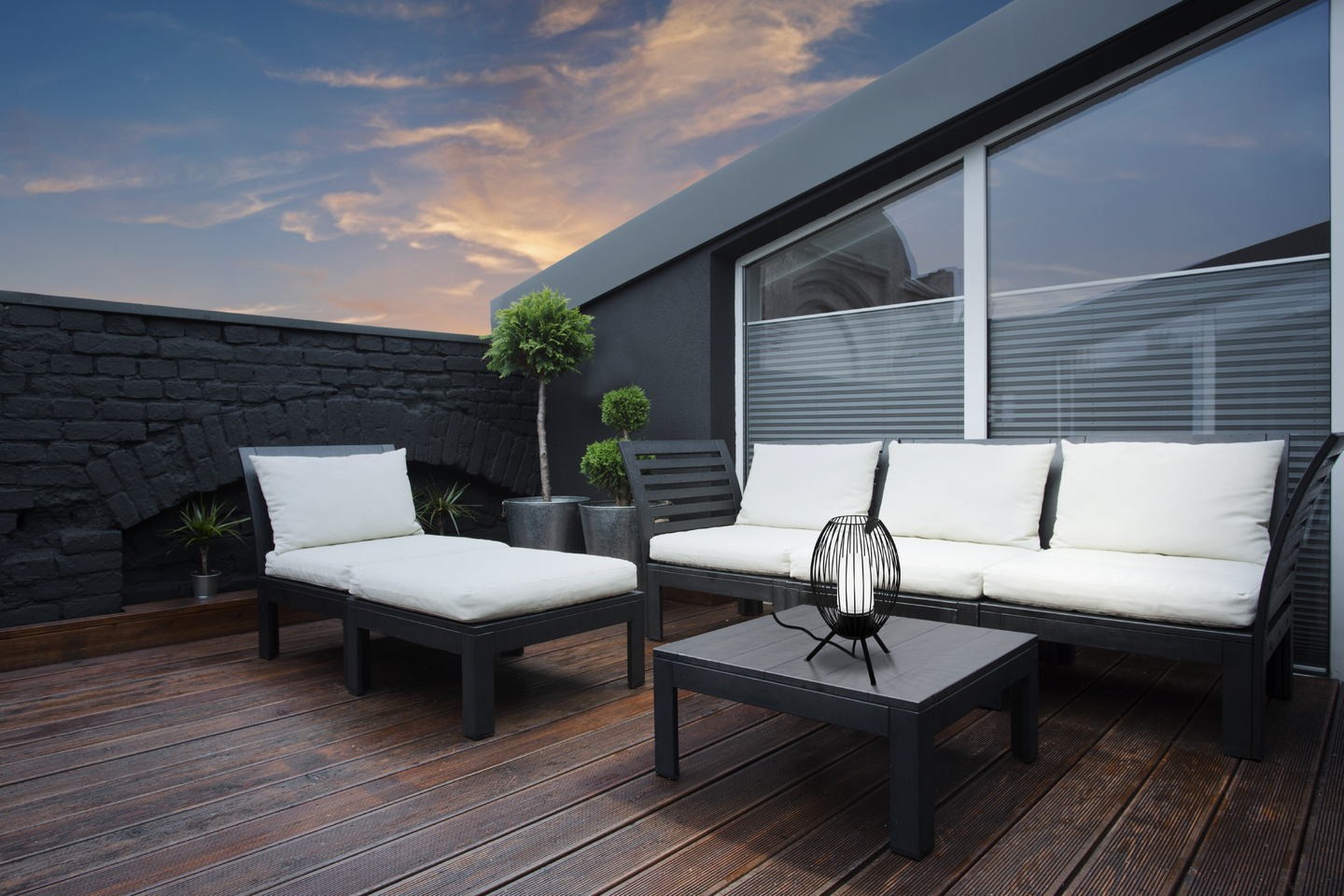 Ulkopöytävalaisin EGLO Fusignano musta/valkoinen E27 maks 28W IP44