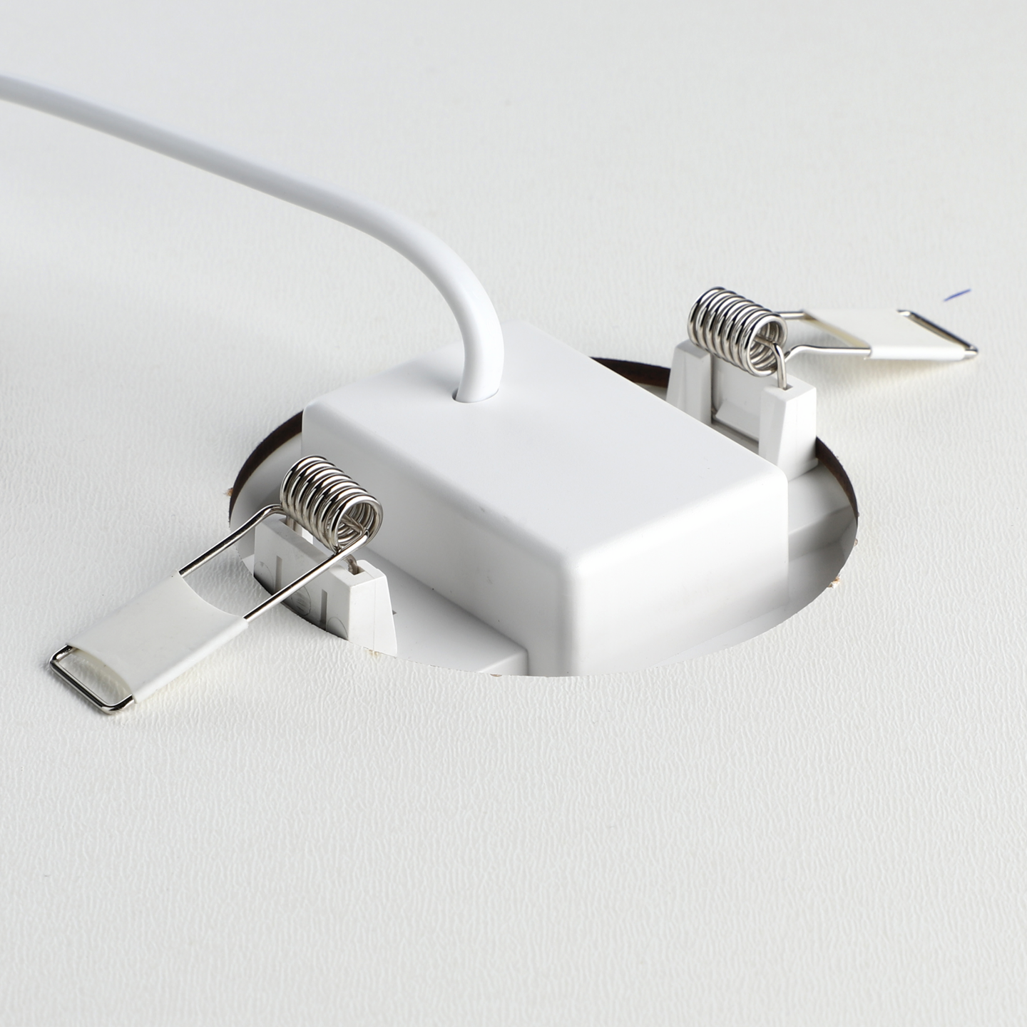 Uppovalaisin EGLO Fueva flex 5,5W led nikkeli