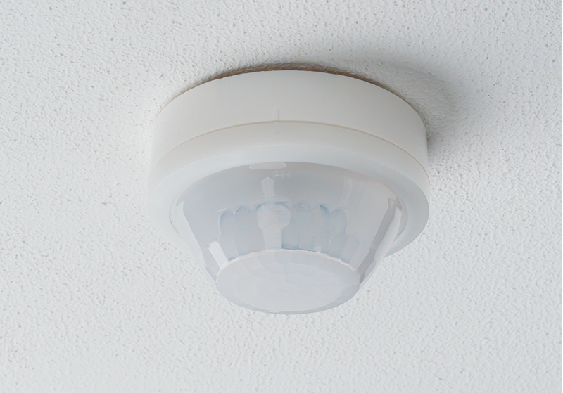 Läsnäolotunnistin Theben LUXA 103 S360-100-28 AP valkoinen