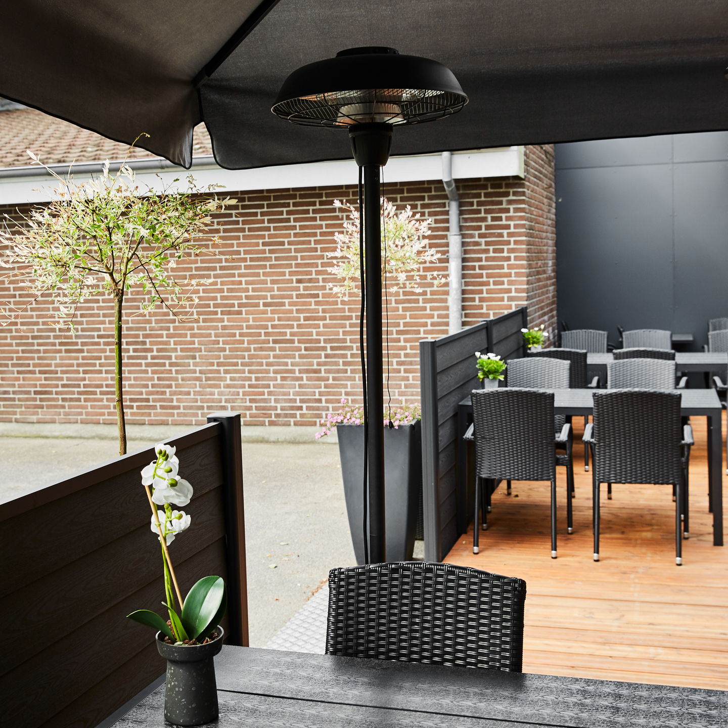 Terassilämmitin 900/2100W lattiamalli, HA, musta HORTUS