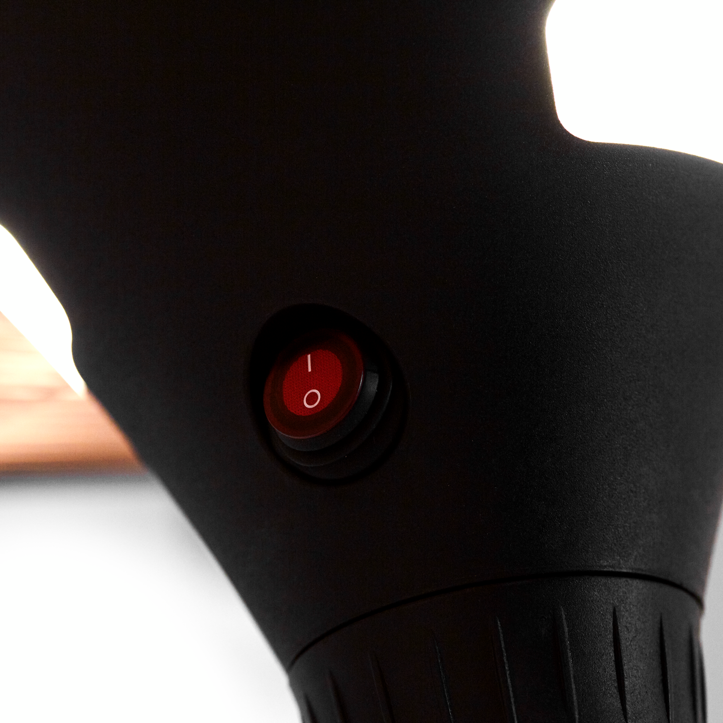 Terassilämmitin, lattiamalli 'Ufo' 800/1300/2100 W HA, kaukos HORTUS