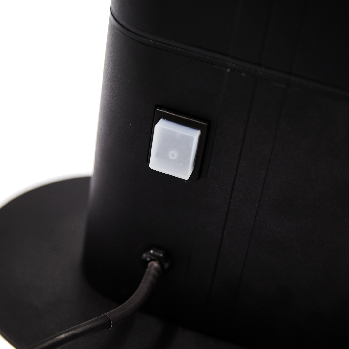 Terassilämmitin 1800W lattiamalli, kaukosäädin, soft touch, musta HORTUS