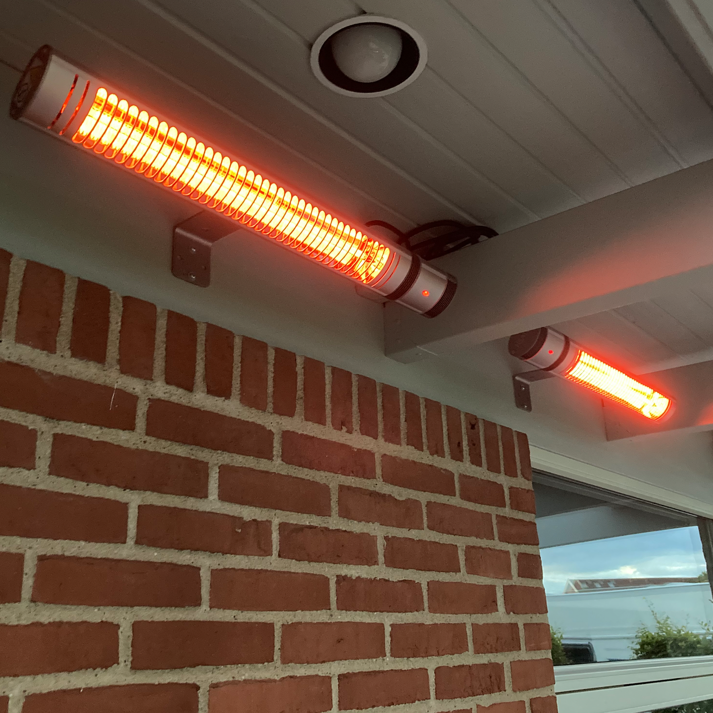 TerassilämmitinECO High-line 2000 W, hopea HEAT1